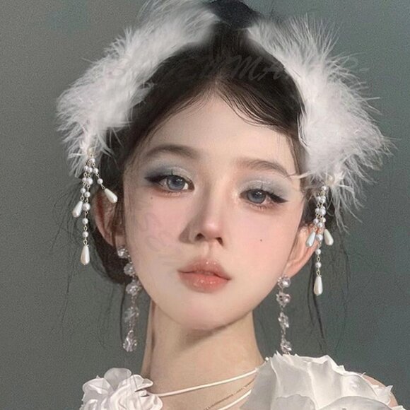 White Fluffy Plush Feather Hair Clip 2 pack main image 7